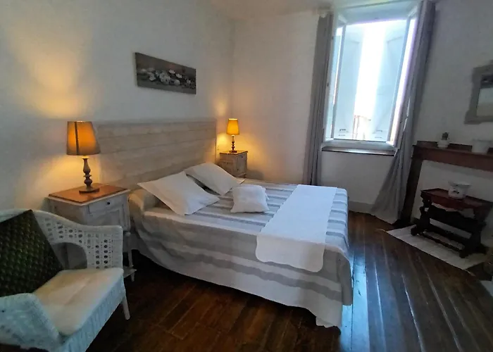 Le Clos Fleuri Feriehus *