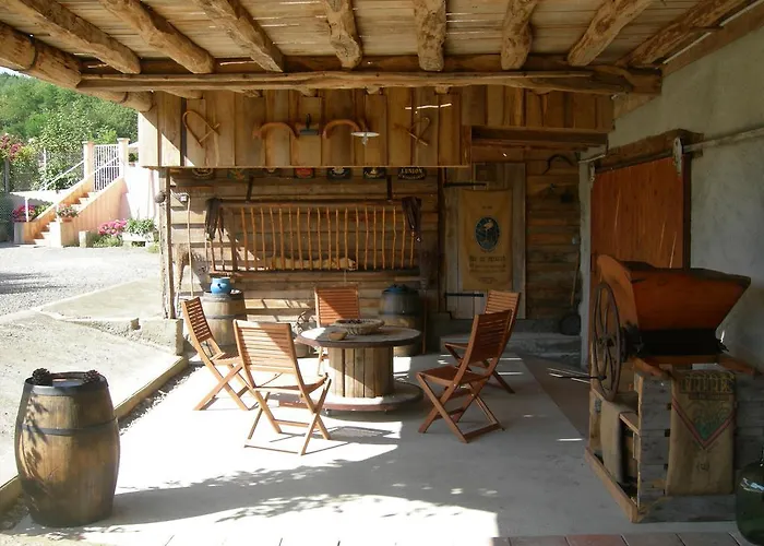 Le Clos Fleuri Feriehus Caumont (Ariege)
