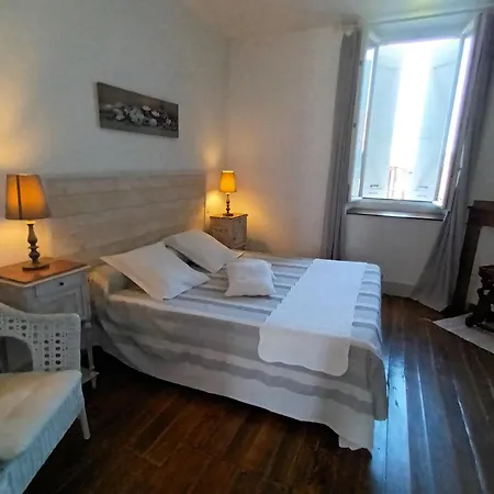 Le Clos Fleuri Nyaraló *